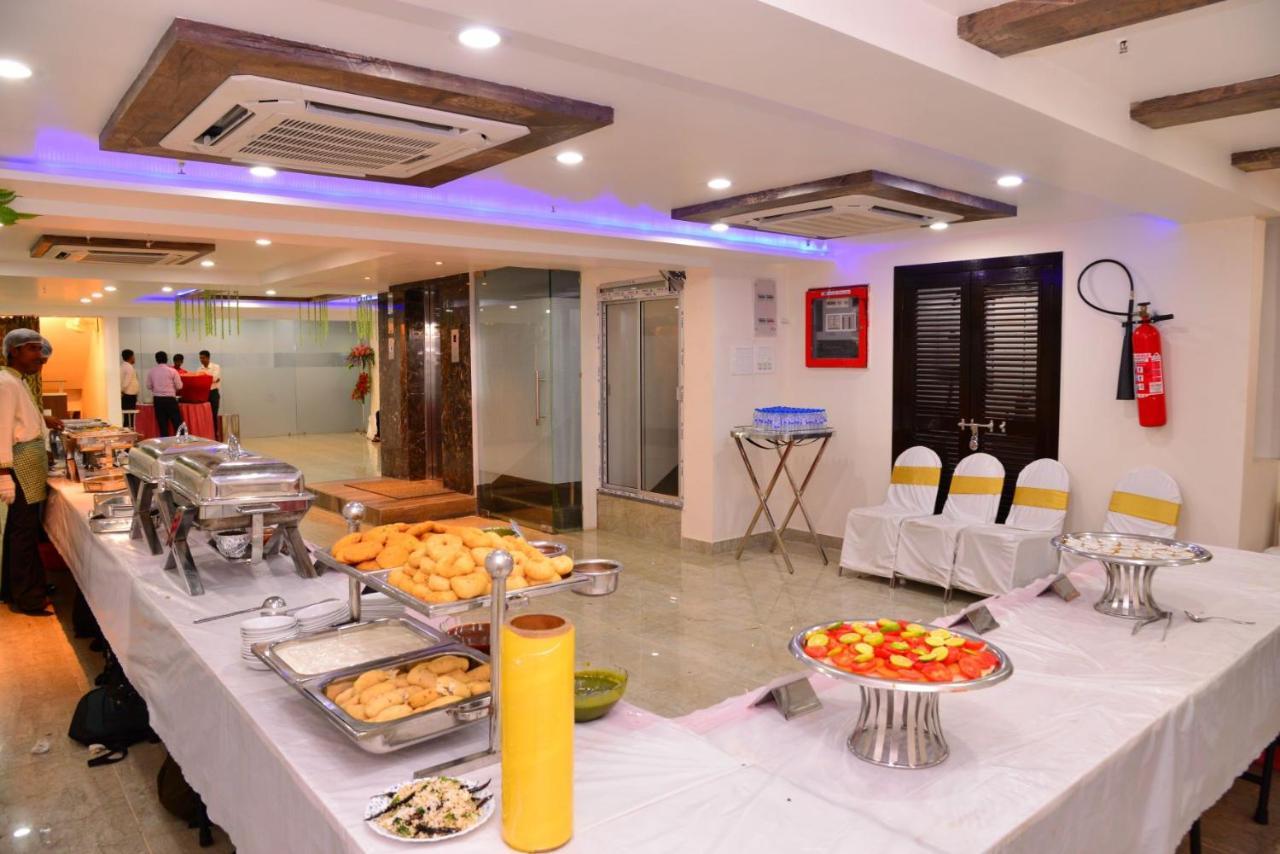 Reliable Inn Calcutta Exterior foto