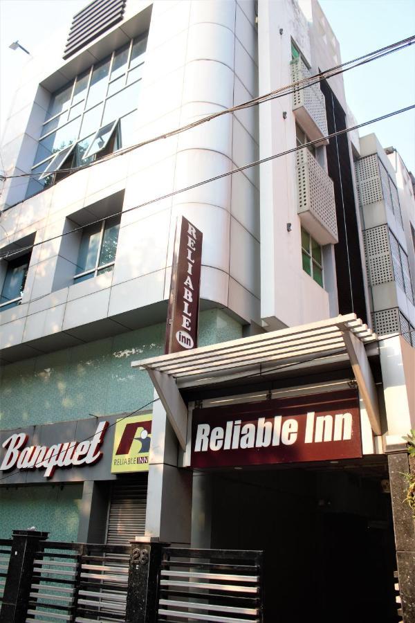 Reliable Inn Calcutta Exterior foto