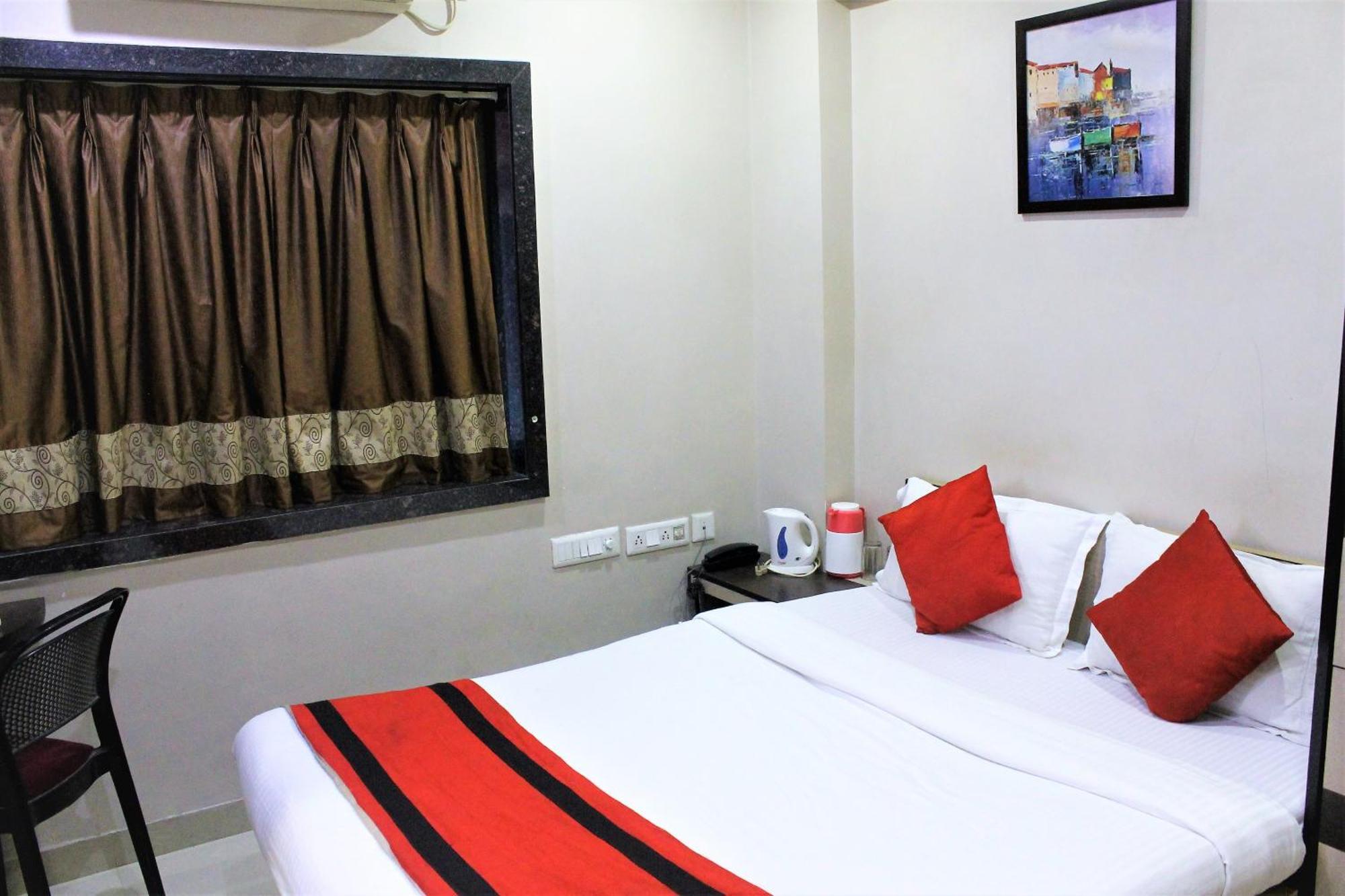 Reliable Inn Calcutta Exterior foto
