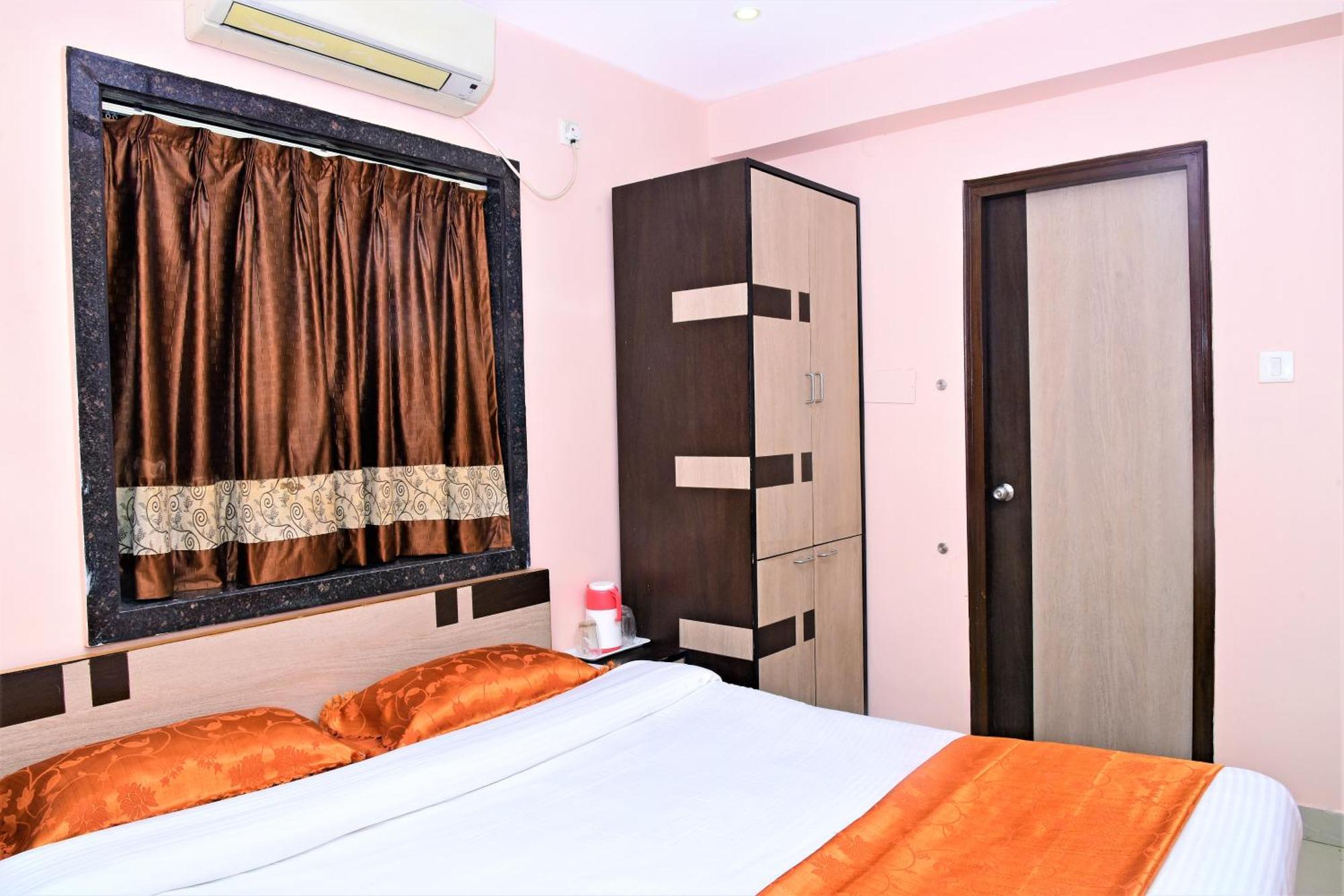 Reliable Inn Calcutta Exterior foto